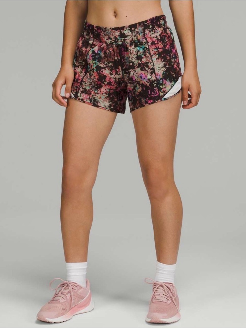 Lululemon Hotty Hot Short Stencil Blossom Red Multi Sheer Swift Ultra Light